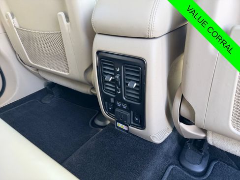Used 2015 Jeep Grand Cherokee Limited w/ Trailer Tow Group IV AWD/4WD image 16