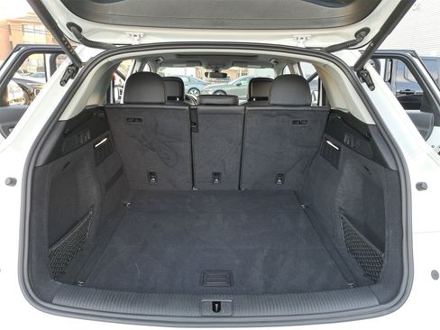 Used 2024 Audi Q5 2.0T Premium Plus w/ Premium Plus Package image 12