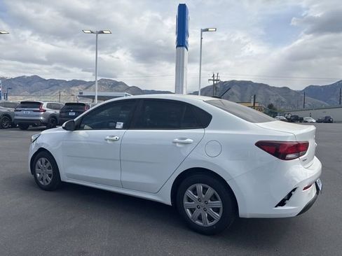 Used 2022 Kia Rio LX FWD image 5