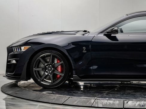 Used 2021 Ford Mustang Shelby GT500 w/ Carbon Fiber Track Pack RWD image 10