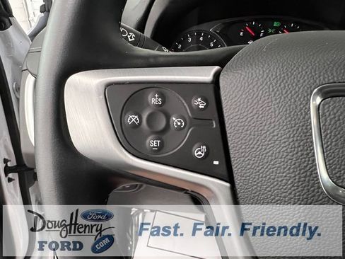 Used 2024 GMC Terrain SLT image 49