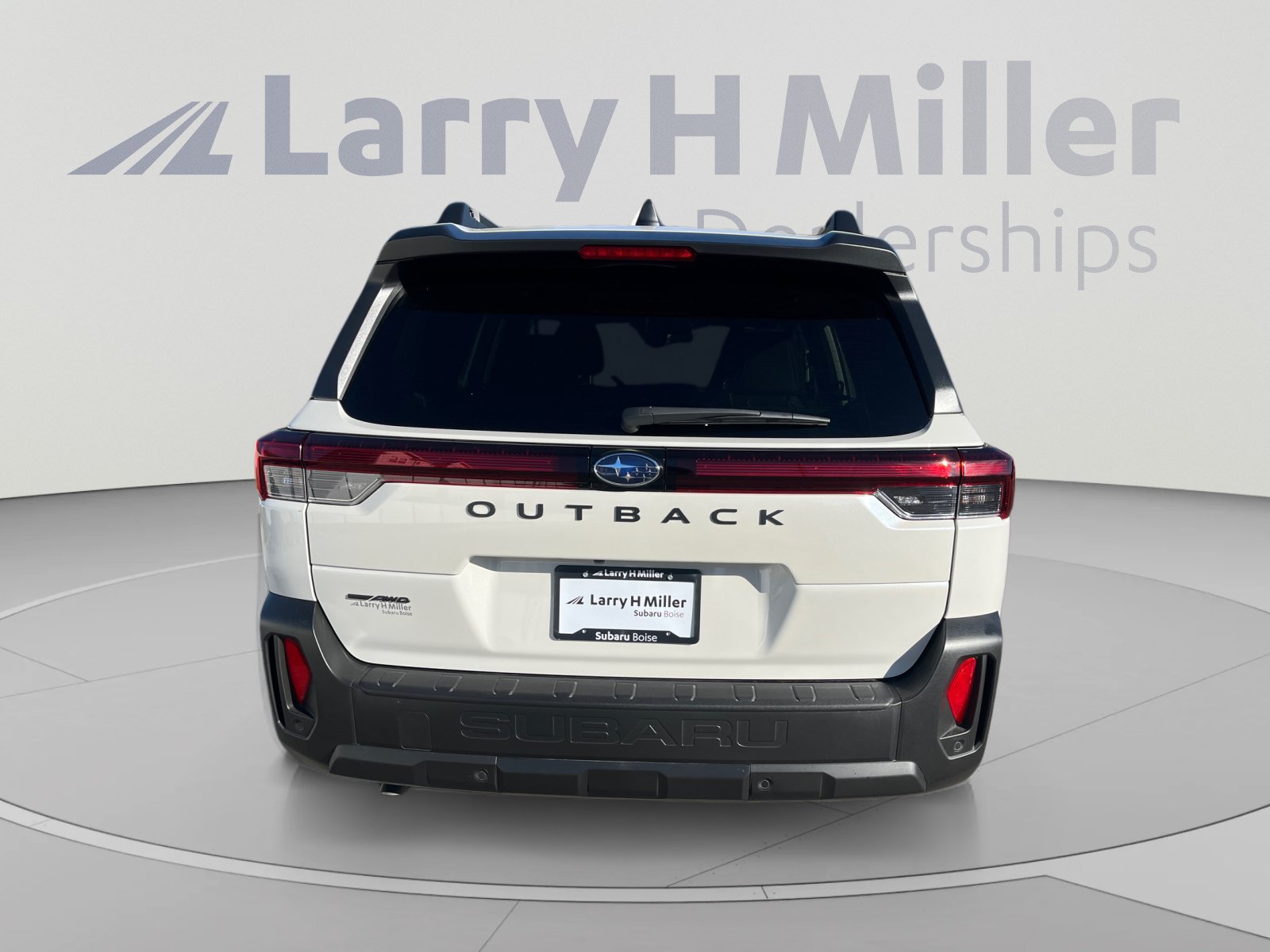 Certified 2026 Subaru Outback Limited AWD/4WD image 4