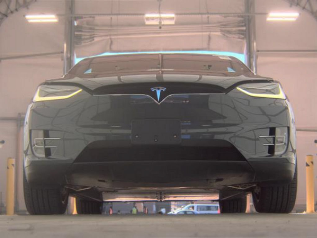 Used 2020 Tesla Model X Performance AWD/4WD image 3