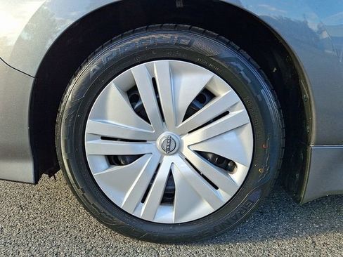 Used 2023 Nissan Leaf S image 8