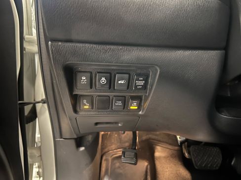 Used 2017 Nissan Pathfinder SL w/ SL Premium Package image 15