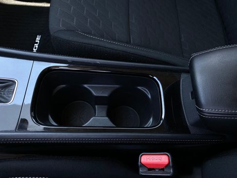 Used 2024 Nissan Kicks SV FWD image 18