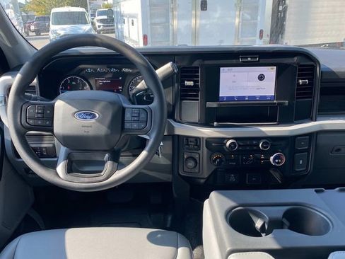 New 2026 Ford F350 XL w/ XL Chrome Package AWD/4WD image 6
