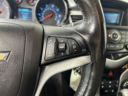 Used 2014 Chevrolet Cruze LT image 14