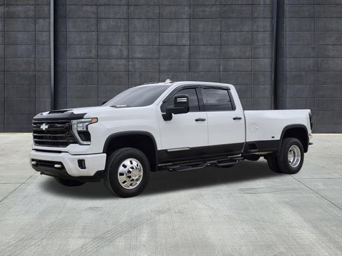 Used 2024 Chevrolet Silverado 3500 High Country w/ Technology Package AWD/4WD image 1