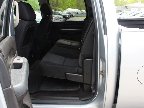 Used 2014 Chevrolet Silverado 2500 LT w/ Snow Plow Prep Package image 31