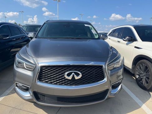 Used 2019 INFINITI QX60 Pure image 3