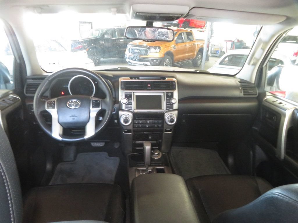 Used 2011 Toyota 4Runner Limited AWD/4WD image 39