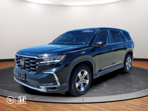 Certified 2025 Honda Pilot EX-L image 1