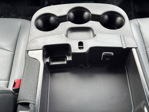 New 2026 RAM 5500 Tradesman w/ Chrome Appearance Group image 25