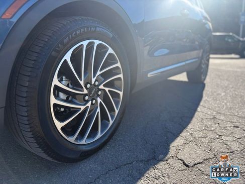 Used 2019 Lincoln Nautilus Reserve image 13