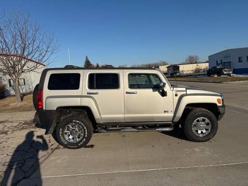 Used 2006 HUMMER H3 image 4