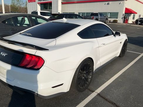 Used 2020 Ford Mustang GT image 4