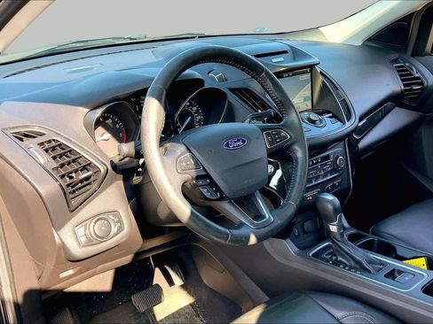 Used 2017 Ford Escape Titanium AWD/4WD image 18