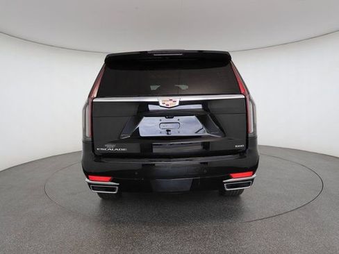 Used 2022 Cadillac Escalade ESV Premium Luxury image 14