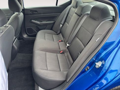 Used 2025 Nissan Altima 2.5 SV image 11