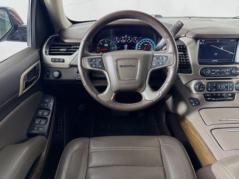 Used 2020 GMC Yukon Denali w/ Open Road Package RWD image 24
