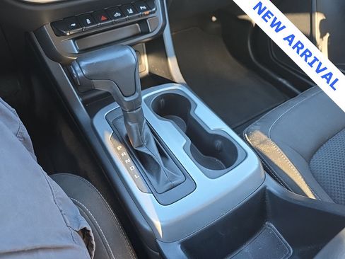 Used 2021 Chevrolet Colorado LT w/ Safety Package image 21