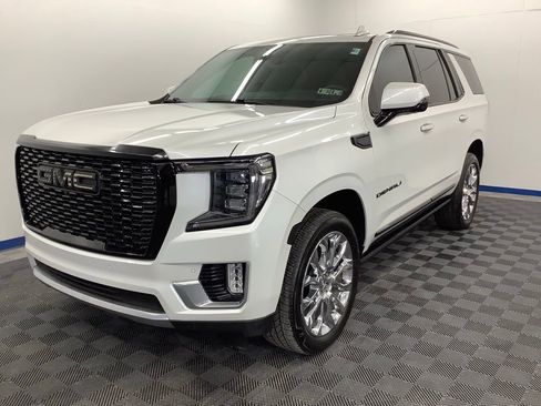 Used 2021 GMC Yukon Denali w/ Denali Premium Package AWD/4WD image 1