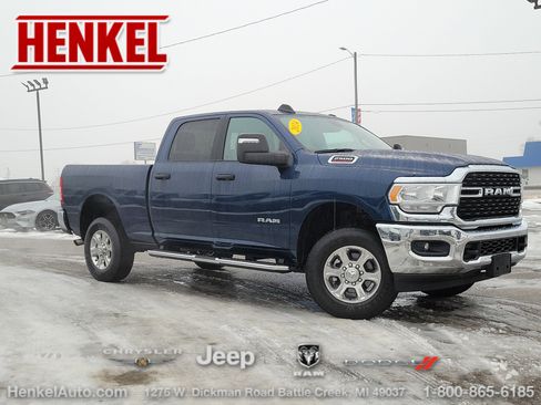 Used 2024 RAM 2500 Big Horn w/ Bed Utility Group image 1