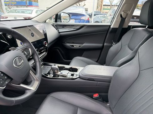 Used 2025 Lexus NX 350h AWD w/ Cold Area Package image 7