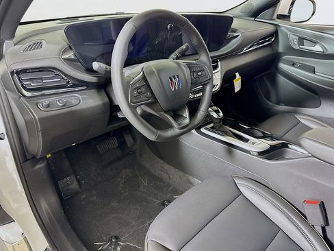 New 2026 Buick Envista Avenir image 5
