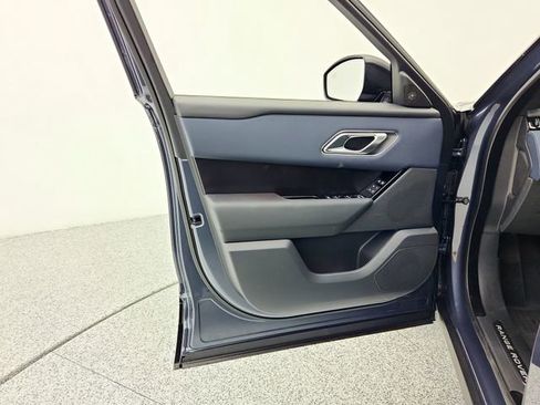 New 2026 Land Rover Range Rover Velar Dynamic SE image 27