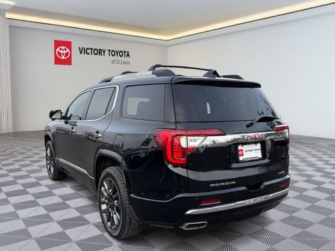 Used 2023 GMC Acadia Denali w/ Black Diamond Edition image 8