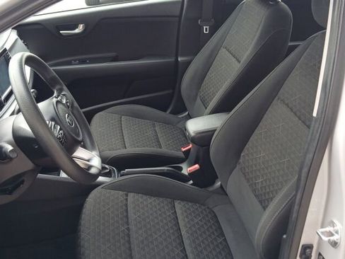 Used 2019 Kia Rio S image 7