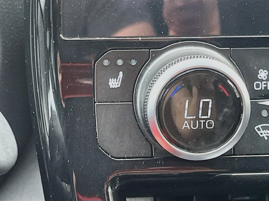 Used 2025 Toyota Highlander XLE AWD/4WD image 20