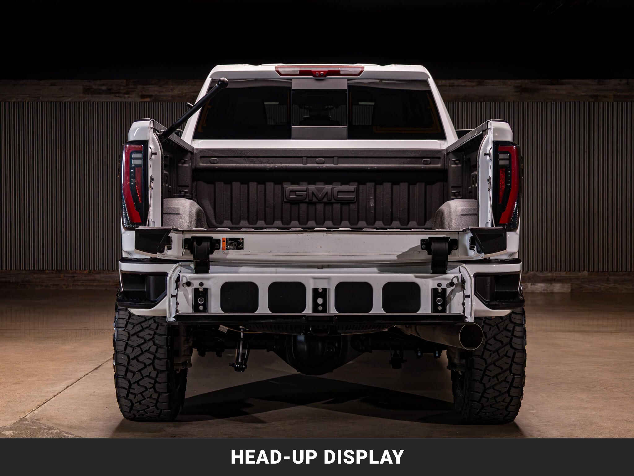 Used 2025 GMC Sierra 3500 AT4 w/ Technology Package AWD/4WD image 9