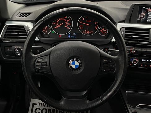 Used 2017 BMW 320i xDrive Sedan image 14