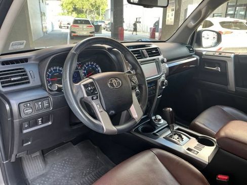 Used 2017 Toyota 4Runner Limited AWD/4WD image 6