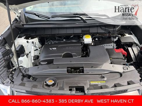 Certified 2023 Nissan Pathfinder Platinum AWD/4WD image 33