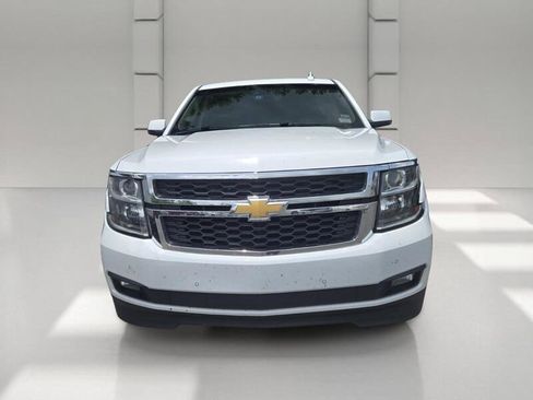 Used 2018 Chevrolet Tahoe LT w/ Luxury Package RWD image 2