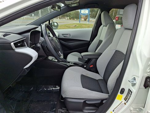 Used 2019 Toyota Corolla SE w/ SE Option Package image 13