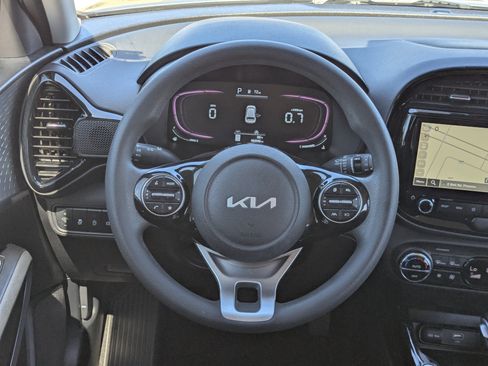 Certified 2023 Kia Soul S image 16