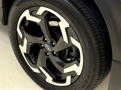 Used 2022 Subaru Crosstrek 2.5i Limited image 12