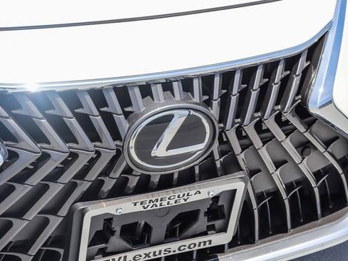 Used 2025 Lexus ES 350 w/ Premium Package FWD image 13