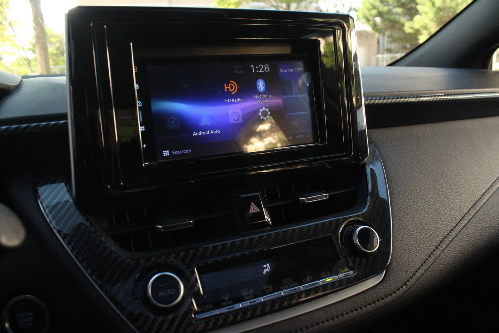 Used 2020 Toyota Corolla SE FWD image 28