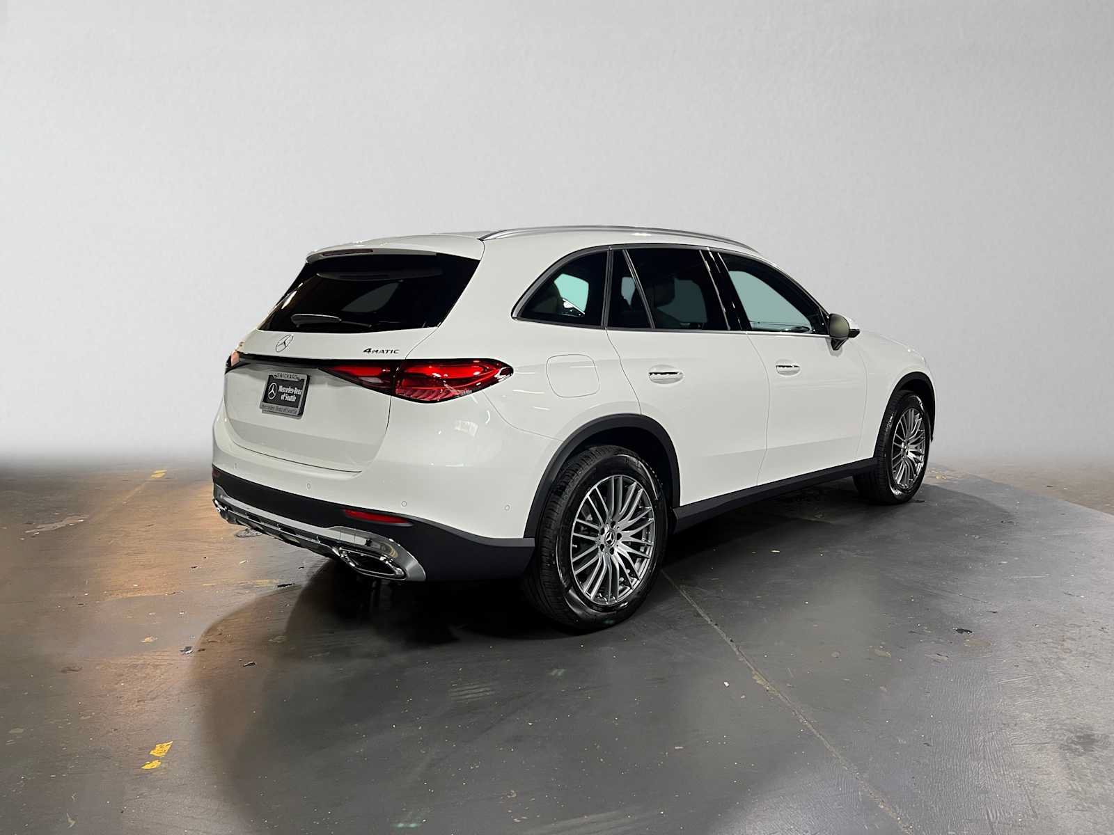 Certified 2026 Mercedes-Benz GLC 300 4MATIC image 3