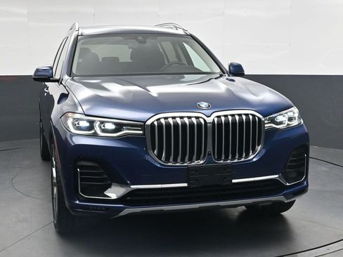 Used 2022 BMW X7 xDrive40i w/ Parking Assistance Package AWD/4WD image 9