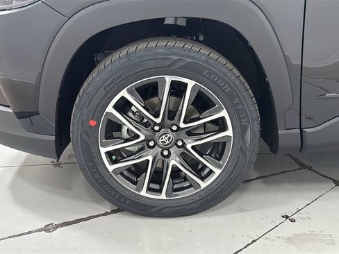 New 2026 Toyota Corolla Cross XLE image 24