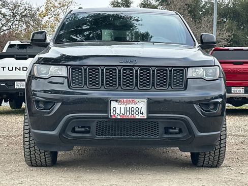 Used 2019 Jeep Grand Cherokee Laredo image 11