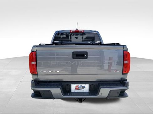 Used 2021 Chevrolet Colorado Z71 AWD/4WD image 4