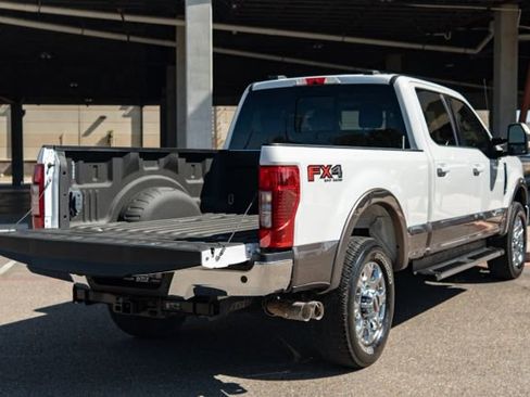 Used 2020 Ford F250 Lariat w/ Lariat Value Package image 13